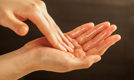 huile massages aromathiques