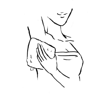 Séchez votre peau avant d'appliquer votre déodorant anti-transpirant.