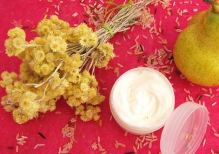 Recette Crème "jeunesse" à l'huile essentielle d'Hélichryse italienne