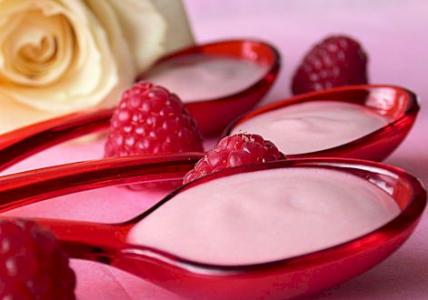 Recette Mousse de fruit jeunesse Framboise & Rose