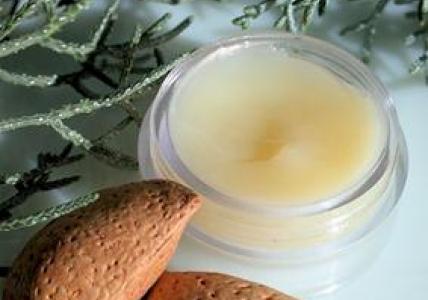 Recette Baume après-soleil au Cyprès bleu apaisant