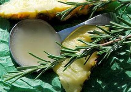 Recette Shampooing pour cheveux gras Ananas & Romarin