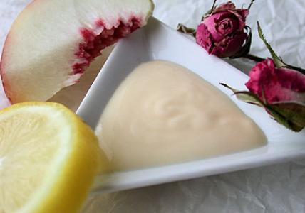 Recette Crème de jour jeunesse & éclat aux acides de fruits 