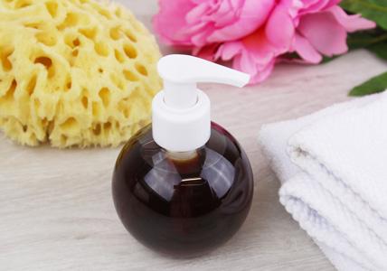 Recette Shampooing à la Pivoine apaisante pour cuir chevelu irrité