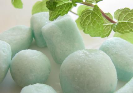 Recette Bonbons de bain effervescents Menthe & Bois de siam