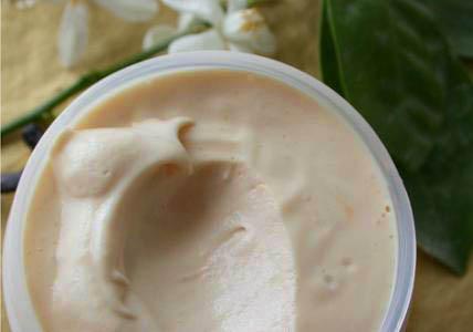 Recette Crème fouettée Vanille & Miel pour peaux sèches