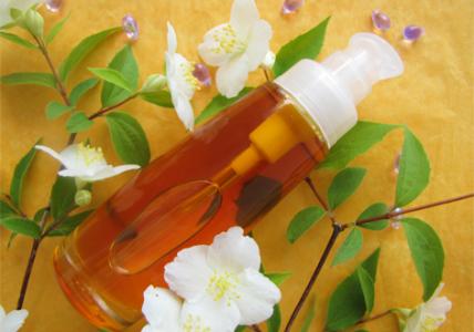 Recette Huile de soleil teintée au Monoï