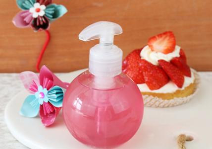 Recette Gel douche Charlotte aux Fraises