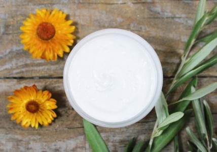 Recette Crème pour le change bio au Zinc réparateur & Beurre de Karité