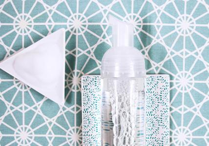 Recette Mousse nettoyante visage peaux à imperfections