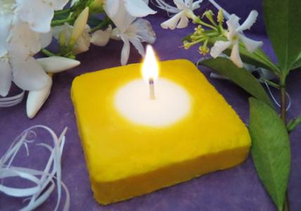 Recette Bougie évasion parfumée aux Fleurs des Îles