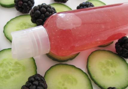 Recette Gelée fondante désaltérante Mûre et Concombre pour le visage