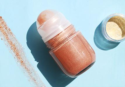 Recette Roll-on pailleté effet bronzant pour le décolleté