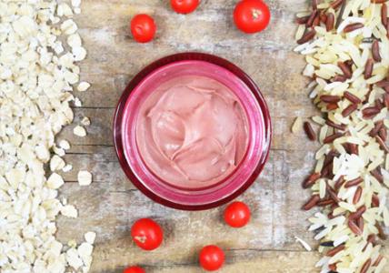 Recette Masque gommant tout doux "Peau de pêche" à la Cranberry