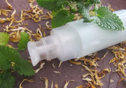 Recette Crème de jour "Oh ma Mélisse" peaux mixtes & délicates