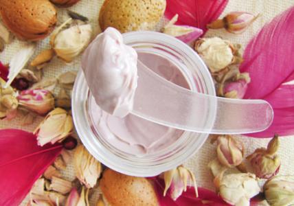 Recette Crème "jeunesse" douceur de Rose & Santal