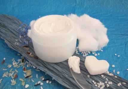 Recette Crème enveloppante pour le corps "Douceur d'ange" 