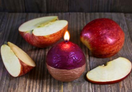 Recette Bougie Rouge et Or « Pomme ambrée »