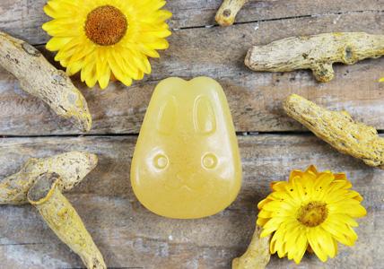 Recette Savon coloré et fruité : Ananas