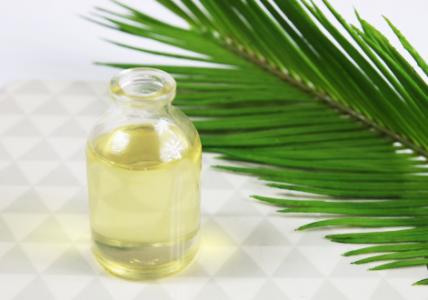 Huile de massage réparatrice et nourrissante pour le corps