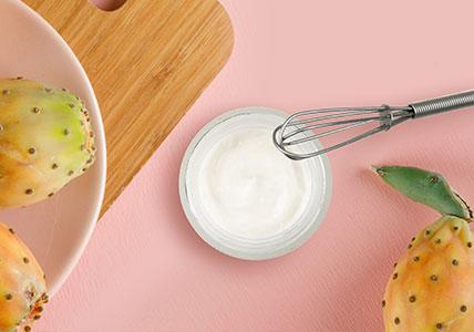 Recette Crème de jour aux huiles essentielles régénérantes de Bois de Hô & Rosalina