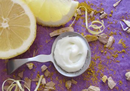 Recette Crème de nuit régénérante aux huiles essentielles de Bergamote & Santal
