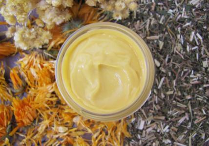 Recette Crème apaisante anti-rougeurs aux fleurs de Calendula et d'Immortelle