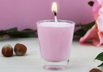Recette Bougie parfumée Pétales de Rose & Charlotte aux Fraises