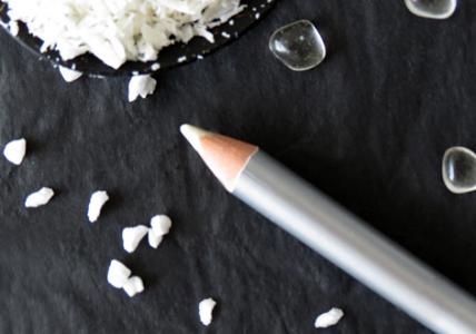 Recette Crayon contour des lèvres universel, perfecteur et anti-filage