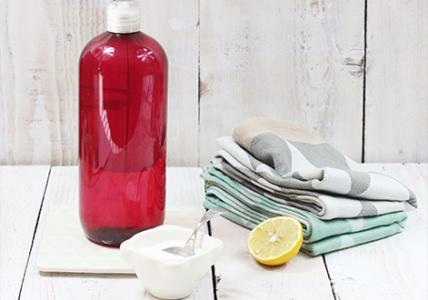 Recette lessive naturelle Gel Express détachant à la main