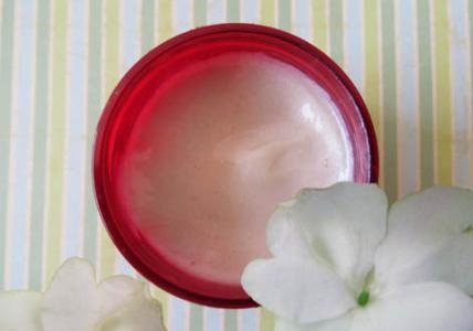 Recette Crème de nuit capillaire aux fleurs d'Ylang