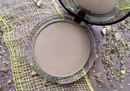 Recette Poudre teint correctrice peaux mates teinte Marron glacé