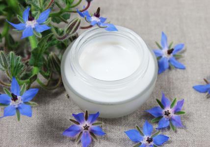 Recette Crème visage anti-stress aux fleurs