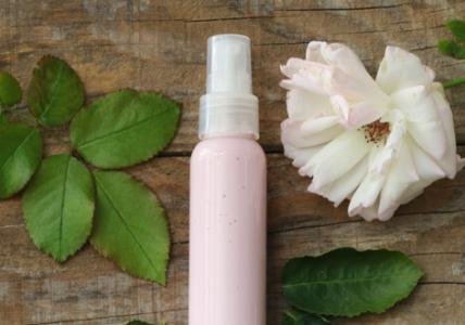 Recette Crème démaquillante délicate aux Pétales de Roses