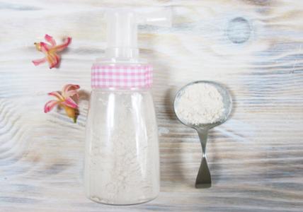 Recette Talc douceur pour les fesses des petits bouts