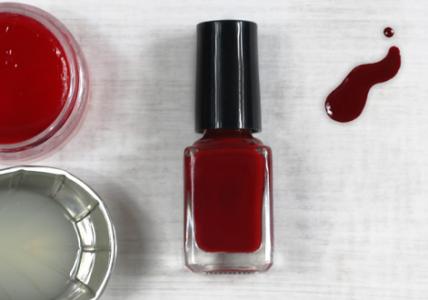 Recette Vernis à ongles Rouge Parfait