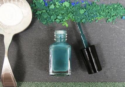Recette Vernis à ongles Bleu Pétrole