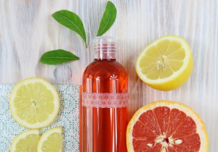 Gel douche aux huiles essentielles optimisantes de Pamplemousse & Citron 