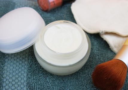 Recette Crème démaquillante touche fruitée