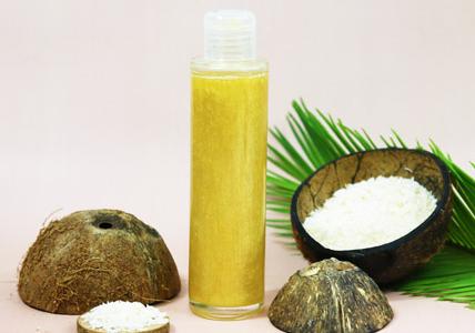 Huile sèche scintillante pour le corps