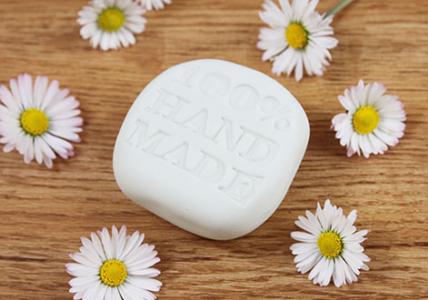 Recette Pain lavant peaux sensibles à la Camomille