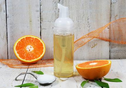 Recette Mousse lavante corps et cheveux au Pamplemousse