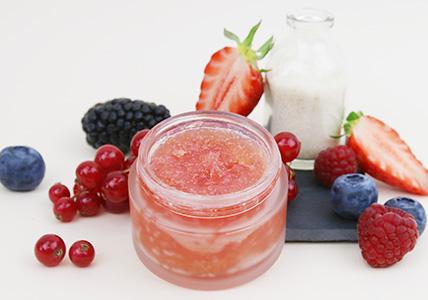 Recette Gommage pour les pieds aux fruits rouges