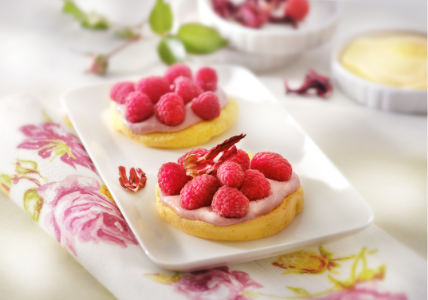 Recette génoise à la rose et aux framboises