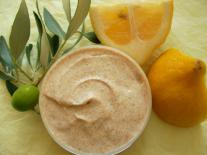 Crème de gommage gourmande à l'Olive nutritive et au Citron purifiant