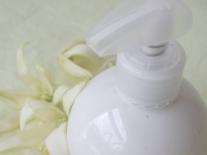 Lait corps satinant à l'Ylang-Ylang 