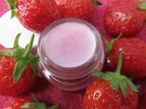 Baume nacré pour les lèvres à la Fraise