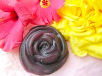 Savon à l'huile essentielle précieuse de Rose