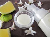 Crème corporelle à la fleur d'Osmanthus