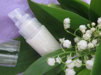 Lait sprayable désaltérant corporel Lys & Muguet